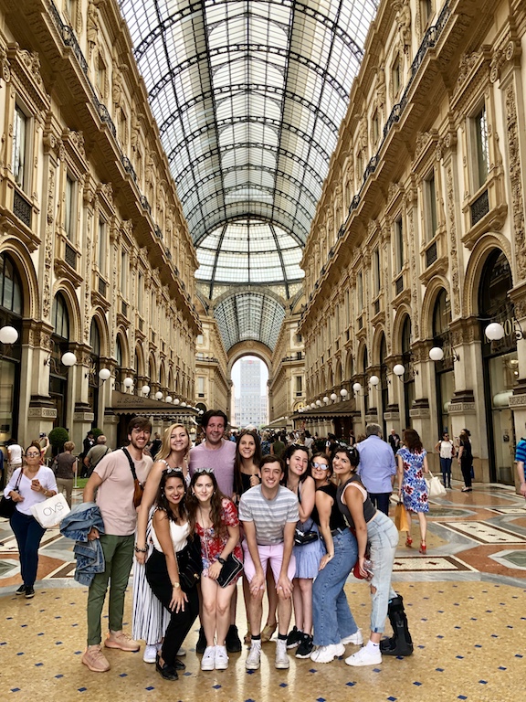 Group photo of students during their trip to Milan, Galleria Vittorio Emanuele II